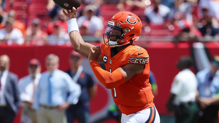 Sep 17, 2023; Tampa, Florida, USA; Chicago Bears quarterback Justin Fields (1) throws the ball