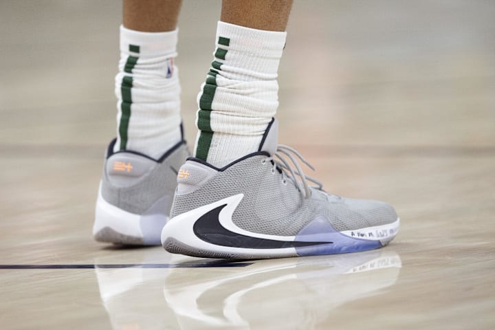 giannis nike shoe deal