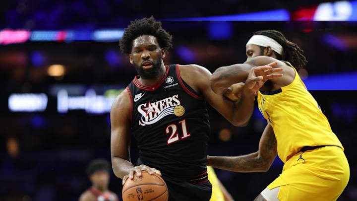 Dec 12, 2025; Philadelphia, Pennsylvania, USA; Philadelphia 76ers center Joel Embiid (21) drives against Indiana Pacers forward Isaiah Jackson (22) during the second quarter at Xfinity Mobile Arena. Mandatory Credit: Bill Streicher-Imagn Images Dec 12, 2025; Philadelphia, Pennsylvania, USA; Philadelphia 76ers center Joel Embiid (21) drives against Indiana Pacers forward Isaiah Jackson (22) during the second quarter at Xfinity Mobile Arena. Mandatory Credit: Bill Streicher-Imagn Images