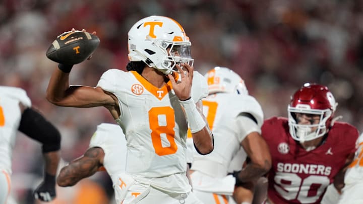Tennessee Volunteers quarterback Nico Iamaleava (8) drops back to pass during a college football game between the University of Oklahoma Sooners (OU) and the Tennessee Volunteers at Gaylord Family - Oklahoma Memorial Stadium in Norman, Okla., Saturday, Sept. 21, 2024.
