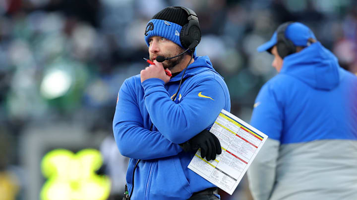 Dec 22, 2024; East Rutherford, New Jersey, USA; Los Angeles Rams head coach Sean McVay coaches against the New York Jets during the fourth quarter at MetLife Stadium. Mandatory Credit: Brad Penner-Imagn Images Dec 22, 2024; East Rutherford, New Jersey, USA; Los Angeles Rams head coach Sean McVay coaches against the New York Jets during the fourth quarter at MetLife Stadium. Mandatory Credit: Brad Penner-Imagn Images