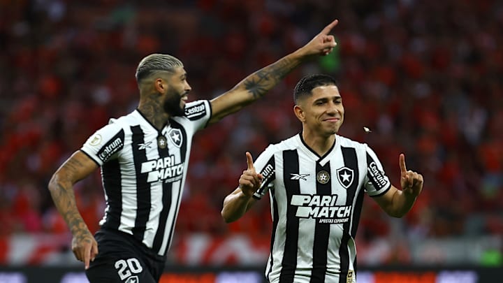 Botafogo encaminhou título brasileiro após vitória contra o Inter