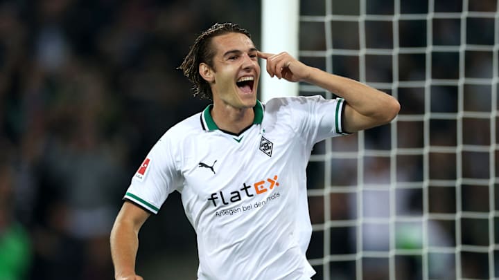 Borussia Mönchengladbach v 1. FSV Mainz 05 - Bundesliga