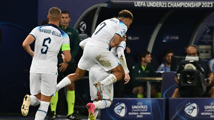 England bejubelt den Treffer zum EM-Titel England bejubelt den Treffer zum EM-Titel