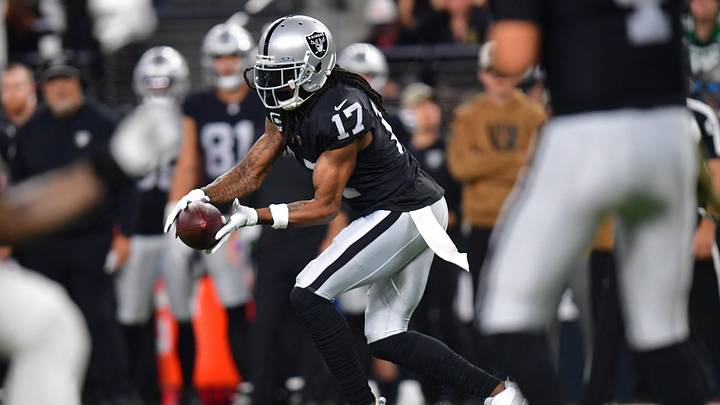 Nov 12, 2023; Paradise, Nevada, USA; Las Vegas Raiders wide receiver Davante Adams (17) catches a pass against the against the New York Jets during the first half at Allegiant Stadium. Mandatory Credit: Gary A. Vasquez-USA TODAY Sports Nov 12, 2023; Paradise, Nevada, USA; Las Vegas Raiders wide receiver Davante Adams (17) catches a pass against the against the New York Jets during the first half at Allegiant Stadium. Mandatory Credit: Gary A. Vasquez-USA TODAY Sports
