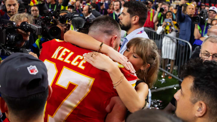 Kansas City Chiefs tight end Travis Kelce (87) celebrates with girlfriend Taylor Swift after defeating the San Francisco 49ers in Super Bowl LVIII at Allegiant Stadium. Kansas City Chiefs tight end Travis Kelce (87) celebrates with girlfriend Taylor Swift after defeating the San Francisco 49ers in Super Bowl LVIII at Allegiant Stadium.