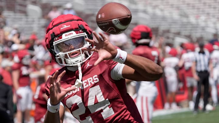 Oklahoma running back Xavier Robinson Oklahoma running back Xavier Robinson