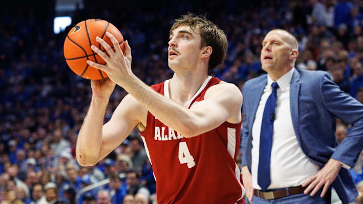 Jan 18, 2025; Lexington, Kentucky, USA; Alabama Crimson Tide forward Grant Nelson (4) shoots the ball during the first half against the Kentucky Wildcats at Rupp Arena at Central Bank Center. Mandatory Credit: Jordan Prather-Imagn Images Jan 18, 2025; Lexington, Kentucky, USA; Alabama Crimson Tide forward Grant Nelson (4) shoots the ball during the first half against the Kentucky Wildcats at Rupp Arena at Central Bank Center. Mandatory Credit: Jordan Prather-Imagn Images