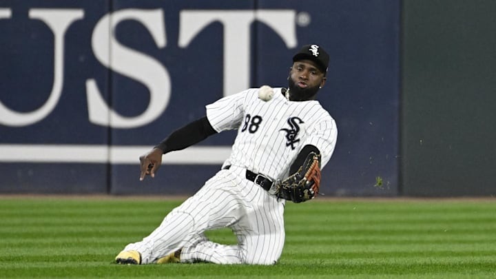 Chicago White Sox outfielder Luis Robert Jr. (88) catches a fly ball hit by Oakland Athletics outfielder Seth Brown (15) during the sixth inning at Guaranteed Rate Field on Sept 13.