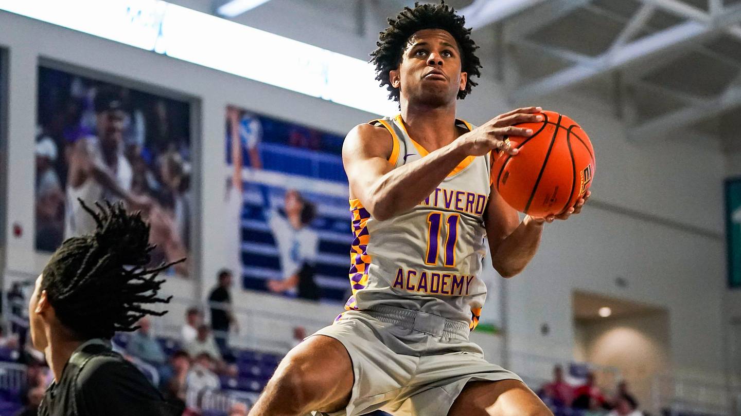 Top-50 2027 Guard Locks in Visit to Houston Cougars