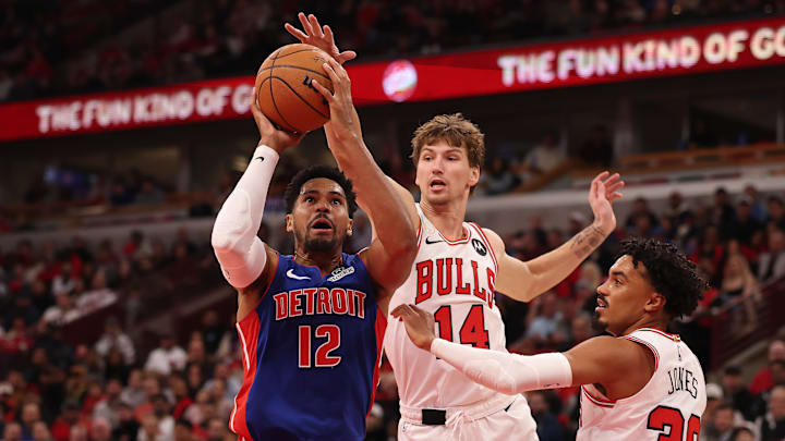 Detroit Pistons v Chicago Bulls Detroit Pistons v Chicago Bulls