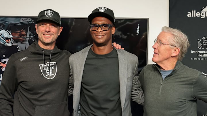 Las Vegas Raiders Introduce Geno Smith