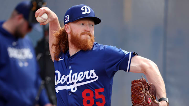 Los Angeles Dodgers Pitchers And Catchers Workout