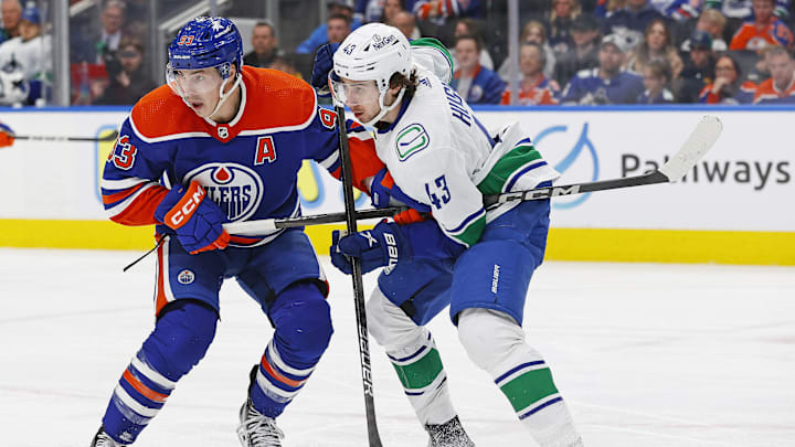 Edmonton Oilers forward Ryan Nugent-Hopkins (93)