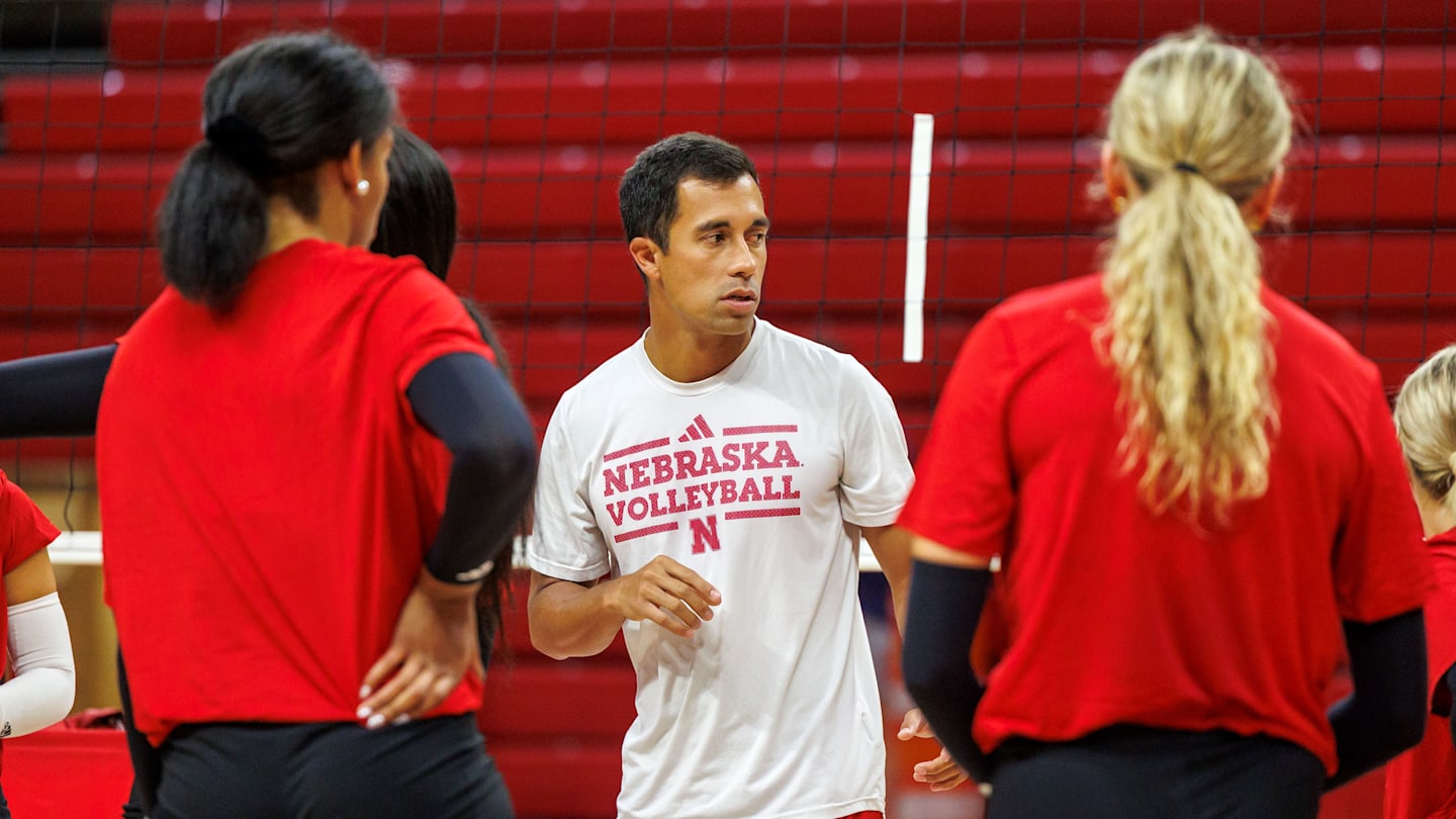 Reyes Signs New Contract to Remain at Nebraska as Associate Head Coach