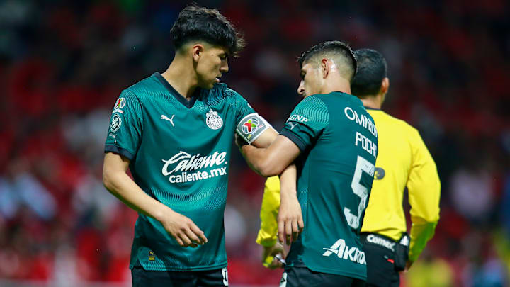 Víctor Guzmán y Erick Gutiérrez saldrían de Chivas para 2025 Víctor Guzmán y Erick Gutiérrez saldrían de Chivas para 2025