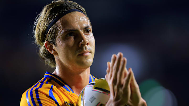 Sebastián Córdova mostró irregularidad en el Apertura 2024 y ni siquiera fue contemplado como titular en varias ocasiones Sebastián Córdova mostró irregularidad en el Apertura 2024 y ni siquiera fue contemplado como titular en varias ocasiones