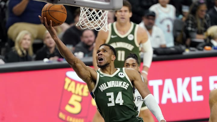 Jan 31, 2025; San Antonio, Texas, USA; Milwaukee Bucks forward Giannis Antetokounmpo (34) drives to the basket during the second half against the San Antonio Spurs at Frost Bank Center. Mandatory Credit: Scott Wachter-Imagn Images