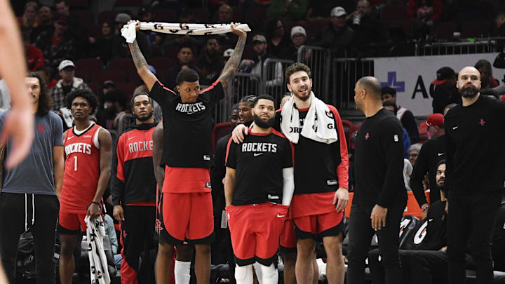 Nov 17, 2024; Chicago, Illinois, USA; Houston Rockets center Alperen Sengun (28), with towel and arms around guard Fred VanVleet (5) during the second half against the Chicago Bulls at United Center. Mandatory Credit: Matt Marton-Imagn Images Nov 17, 2024; Chicago, Illinois, USA; Houston Rockets center Alperen Sengun (28), with towel and arms around guard Fred VanVleet (5) during the second half against the Chicago Bulls at United Center. Mandatory Credit: Matt Marton-Imagn Images