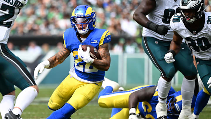 Sep 21, 2025; Philadelphia, Pennsylvania, USA; Los Angeles Rams running back Blake Corum (22) rushes the ball against the Philadelphia Eagles during the first half at Lincoln Financial Field. Mandatory Credit: Eric Hartline-Imagn Images Sep 21, 2025; Philadelphia, Pennsylvania, USA; Los Angeles Rams running back Blake Corum (22) rushes the ball against the Philadelphia Eagles during the first half at Lincoln Financial Field. Mandatory Credit: Eric Hartline-Imagn Images