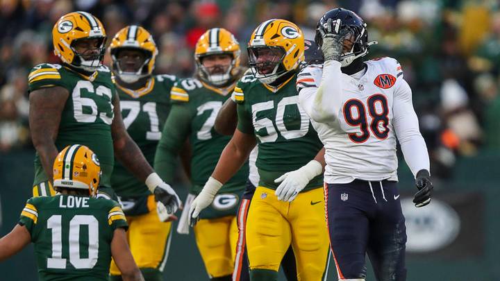 Chicago Bears DE Montez Sweat after sacking Green Bay Packers QB Jordan Love. Tork Mason / USA TODAY NETWORK via Imagn Images Chicago Bears DE Montez Sweat after sacking Green Bay Packers QB Jordan Love. Tork Mason / USA TODAY NETWORK via Imagn Images