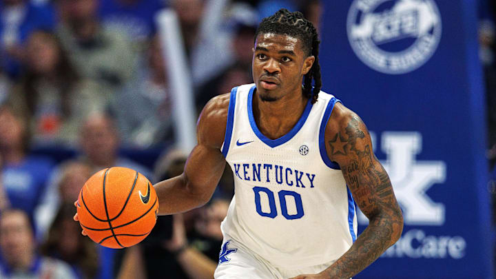Nov 19, 2024; Lexington, Kentucky, USA; Kentucky Wildcats guard Otega Oweh (00) brings the ball up court during the second half against the Lipscomb Bisons at Rupp Arena at Central Bank Center. Mandatory Credit: Jordan Prather-Imagn Images Nov 19, 2024; Lexington, Kentucky, USA; Kentucky Wildcats guard Otega Oweh (00) brings the ball up court during the second half against the Lipscomb Bisons at Rupp Arena at Central Bank Center. Mandatory Credit: Jordan Prather-Imagn Images