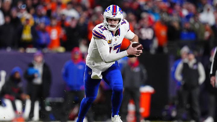 Buffalo Bills’ quarterback Josh Allen (17) runs during the fourth quarter of an AFC Divisional round playoff game. 