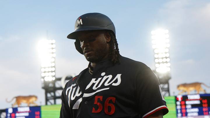 Minnesota Twins designated hitter Josh Bell (56). Mandatory Credit: Brian Bradshaw Sevald-Imagn Images Minnesota Twins designated hitter Josh Bell (56). Mandatory Credit: Brian Bradshaw Sevald-Imagn Images
