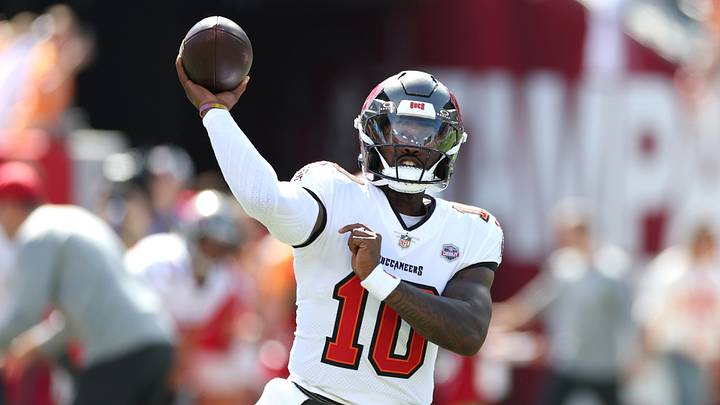 Former Kansas football star and current Tampa Bay Buccaneers quarterback Jalon Daniels (10) Former Kansas football star and current Tampa Bay Buccaneers quarterback Jalon Daniels (10)
