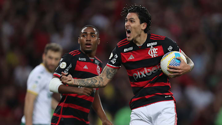 Pedro voltou ao time e chegou a sete gols no campeonato