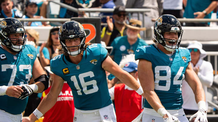 Jacksonville Jaguars tight end Hunter Long (84) celebrates his touchdown during the second quarter of an NFL football game between the Carolina Panthers at Jacksonville Jaguars at EverBank Stadium Sunday September 7, 2025. [Doug Engle/Florida Times-Union]