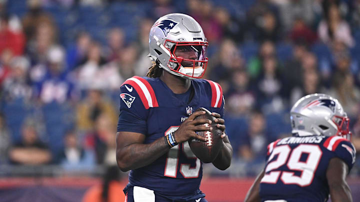 Aug 15, 2024; Foxborough, MA, USA; New England Patriots quarterback Joe Milton III (19) looks to pass the ball against the Philadelphia Eagles during the second half at Gillette Stadium.