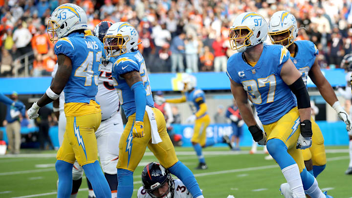 Denver Broncos v Los Angeles Chargers