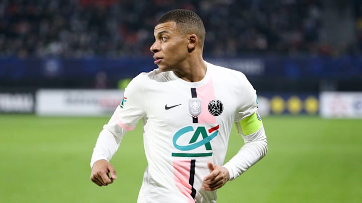 Mbappé donne son avis sur la Coupe du monde tous les 2 ans et l'utilisation du VAR.