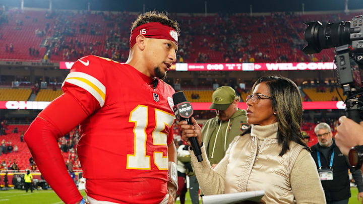 Oct 27, 2025; Kansas City, Missouri, USA; Kansas City Chiefs quarterback Patrick Mahomes (15) speaks with ESPN reporter Lisa Salters after the game against the Washington Commanders at GEHA Field at Arrowhead Stadium. Mandatory Credit: Denny Medley-Imagn Images Oct 27, 2025; Kansas City, Missouri, USA; Kansas City Chiefs quarterback Patrick Mahomes (15) speaks with ESPN reporter Lisa Salters after the game against the Washington Commanders at GEHA Field at Arrowhead Stadium. Mandatory Credit: Denny Medley-Imagn Images