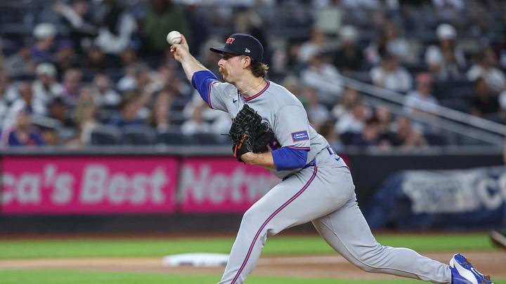 Sep 11, 2026; Bronx, New York, USA;  New York Mets starting pitcher Nolan McLean (26) pitches in the first inning against the New York Yankees at Yankee Stadium.  Mandatory Credit: Wendell Cruz-Imagn Images
