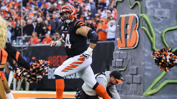 Dec 28, 2024; Cincinnati, Ohio, USA; Cincinnati Bengals center Ted Karras (64) runs onto the field before the game against the Denver Broncos at Paycor Stadium. Mandatory Credit: Katie Stratman-Imagn Images Dec 28, 2024; Cincinnati, Ohio, USA; Cincinnati Bengals center Ted Karras (64) runs onto the field before the game against the Denver Broncos at Paycor Stadium. Mandatory Credit: Katie Stratman-Imagn Images