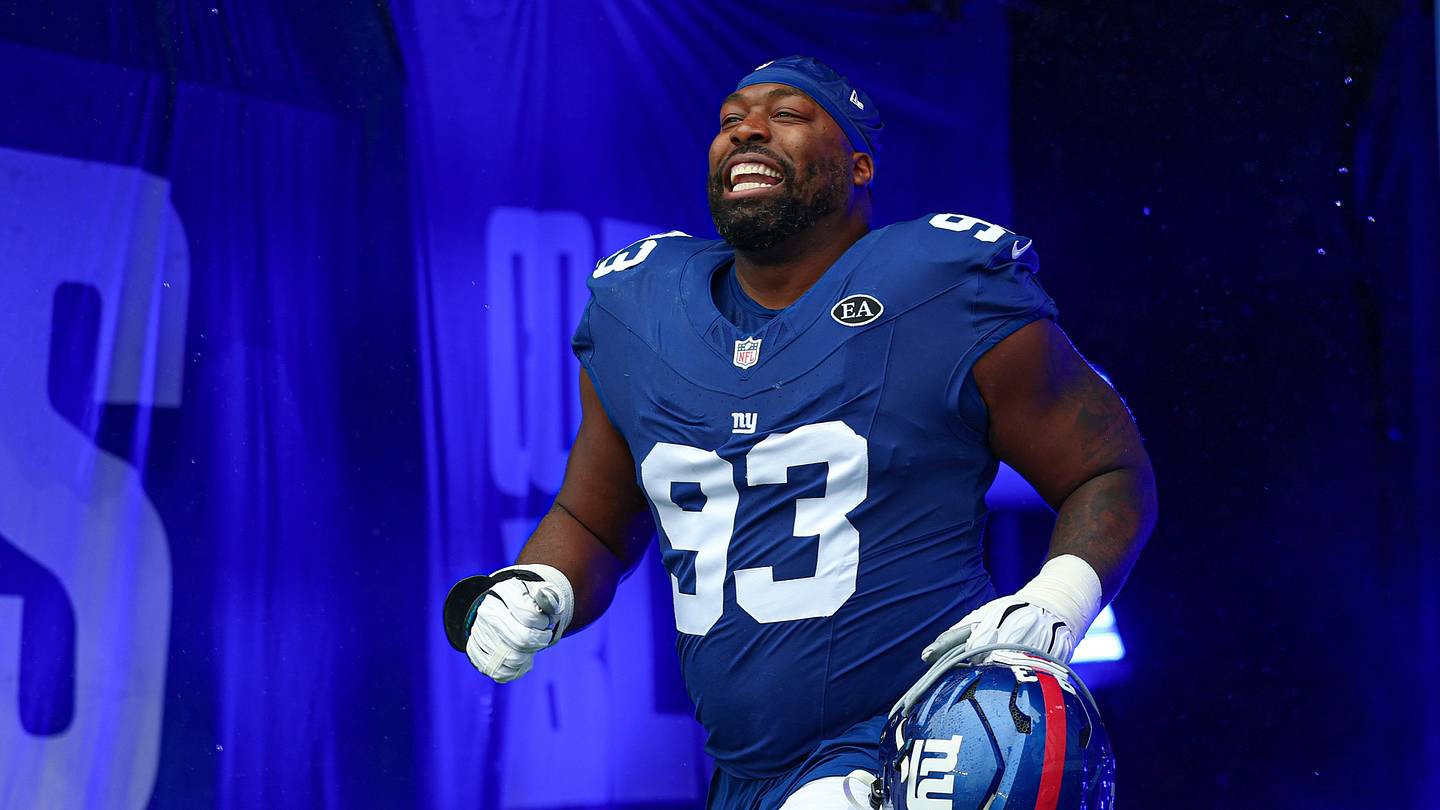 Giants' Shelby Harris Says J.J. McCarthy Landed in the Right Place at the Right Time