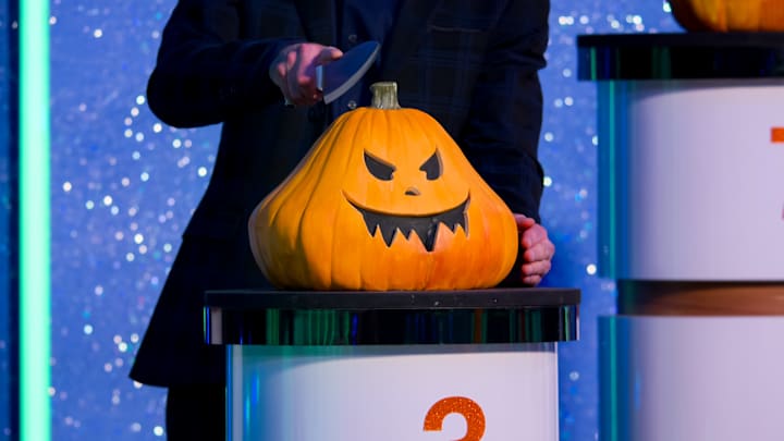 IS IT CAKE: HALLOWEEN. Is it cake? From episode 101 of IS IT CAKE: HALLOWEEN. Credit: Courtesy of Netflix/© 2025 Netflix, Inc.