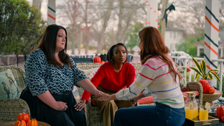 Sweet Magnolias. (L to R) Brooke Elliott as Dana Sue Sullivan, Heather Headley as Helen Decatur and JoAnna Garcia Swisher as Maddie Townsend in episode 402 of Sweet Magnolias. Credit: Courtesy of Netflix/© 2025 Netflix, Inc.