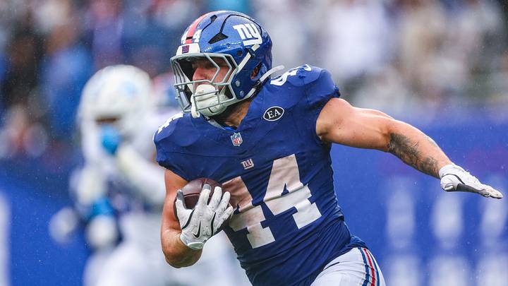 Sep 27, 2026; East Rutherford, New Jersey, USA; New York Giants running back Cam Skattebo (44) carries the ball during the first half against the Tennessee Titans at MetLife Stadium. Mandatory Credit: Vincent Carchietta-Imagn Images Sep 27, 2026; East Rutherford, New Jersey, USA; New York Giants running back Cam Skattebo (44) carries the ball during the first half against the Tennessee Titans at MetLife Stadium. Mandatory Credit: Vincent Carchietta-Imagn Images