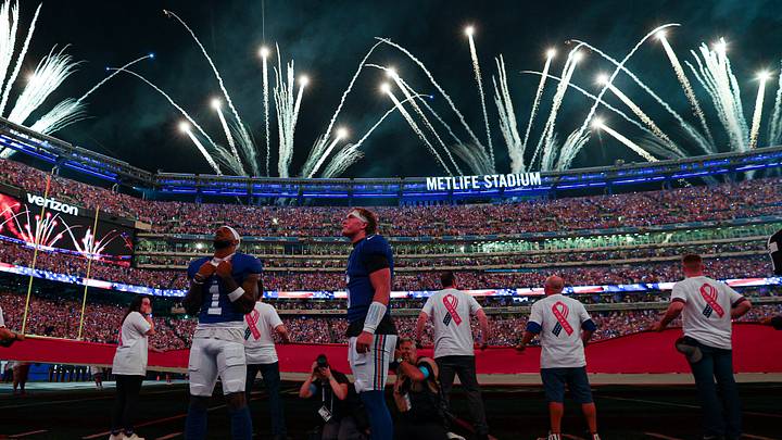 Sep 13, 2026; East Rutherford, New Jersey, USA; New York Giants wide receiver Malik Nabers (1) and quarterback Jaxson Dart (6) look up before the game against the Dallas Cowboys at MetLife Stadium. Sep 13, 2026; East Rutherford, New Jersey, USA; New York Giants wide receiver Malik Nabers (1) and quarterback Jaxson Dart (6) look up before the game against the Dallas Cowboys at MetLife Stadium.
