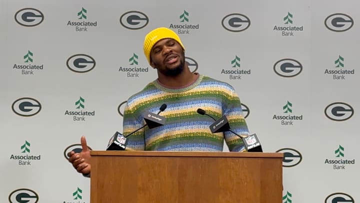 Micah Parsons signed his contract with the Green Bay Packers on Friday.