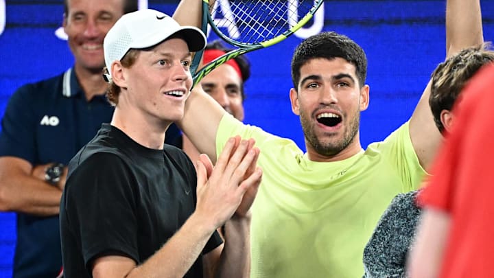 Jannik Sinner and Carlos Alcaraz react to Jordan Smith winning the $1 million amateur prize.