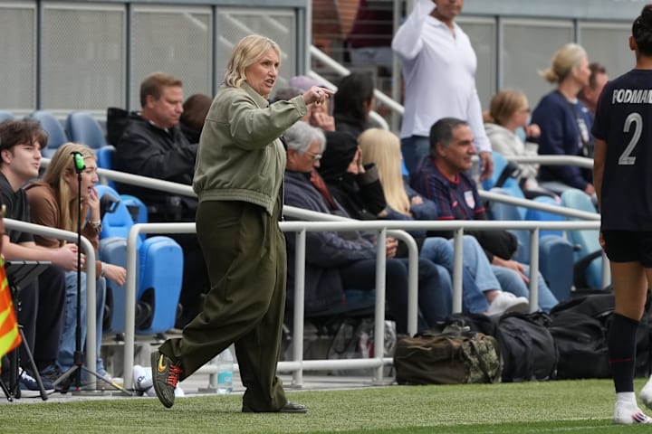 เอ็มมา เฮย์ส