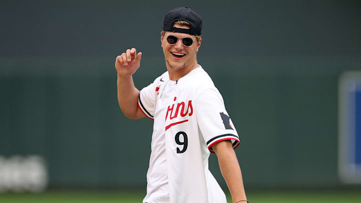 J.J. McCarthy, Minnesota Vikings, Minnesota Twins