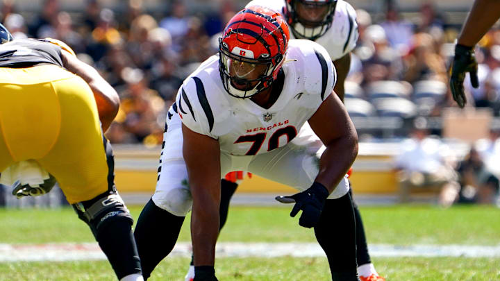 Cincinnati Bengals offensive guard Jackson Carman (79) lines up for a snap in the first quarter