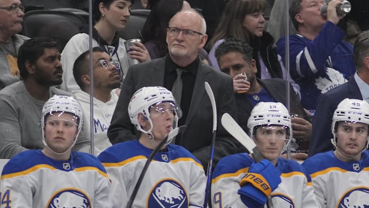 Jan 27, 2026; Toronto, Ontario, CAN; Buffalo Sabres head coach Lindy Ruff (center) during a break in the action against the Toronto Maple Leafs at Scotiabank Arena. Mandatory Credit: John E. Sokolowski-Imagn Images