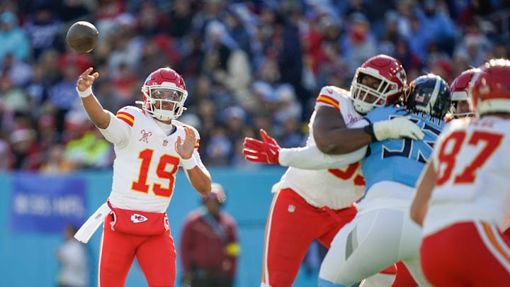 Kansas City Chiefs quarterback Chris Oladokun (19) passes during the second quarter against the Tennessee Titans at Nissan Stadium in Nashville, Tenn., Sunday, Dec. 21, 2025.