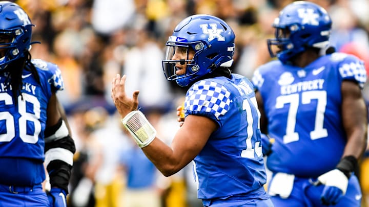 TransPerfect Music City Bowl - Iowa v Kentucky